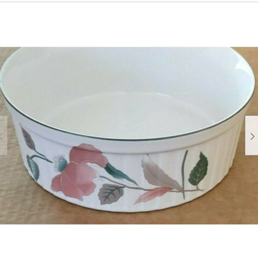 Mikasa Ultra Ceram Souffle Dish Silk Flowers White